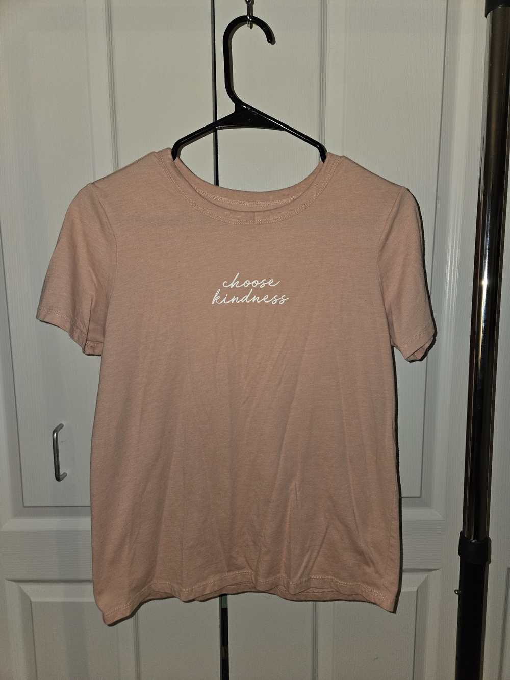 Zoe + Liv Blush Pink "Choose Kindness" Short Sleeve Tee